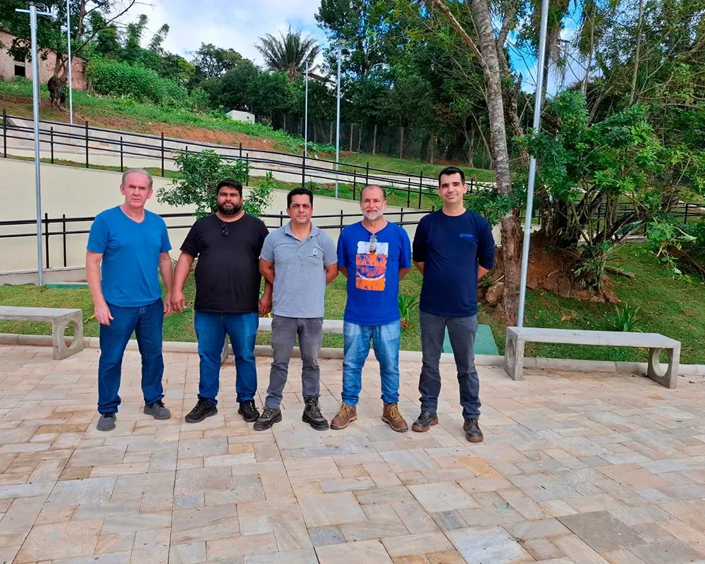 HR_obra_01_0000_WhatsApp-Image-2025-11-19-at-10.46.09